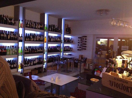 Enoteca Chez Amis